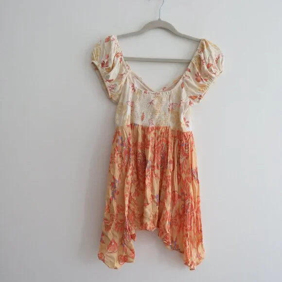 FREE PEOPLE La Bamba Babydoll Top in Tea Combo Floral Boho Handkerchief Y2K XS - Picture 10 of 15